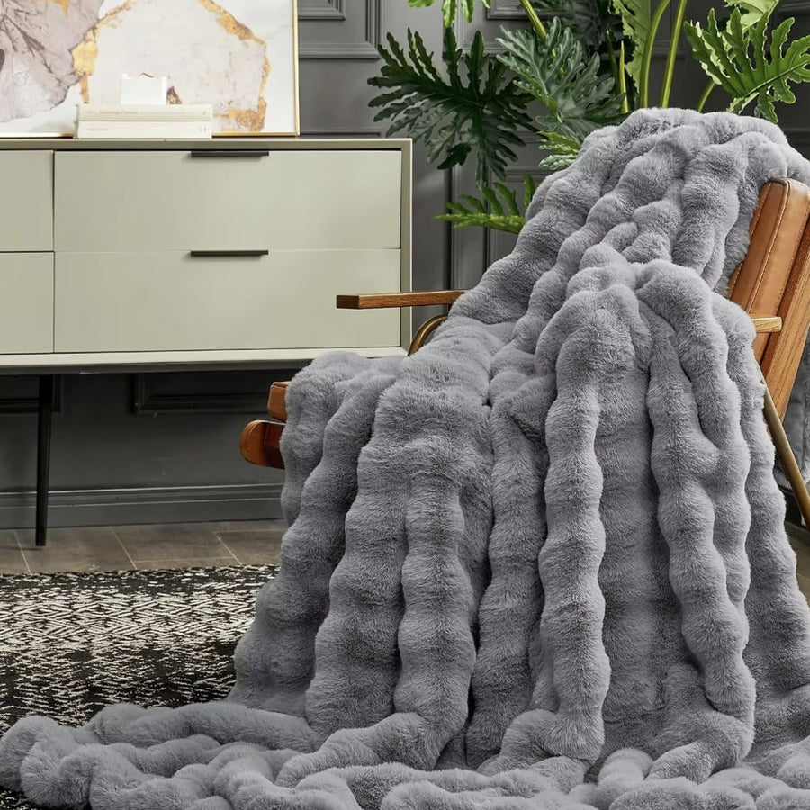 Slumi Decke in Cloud über einem Sessel